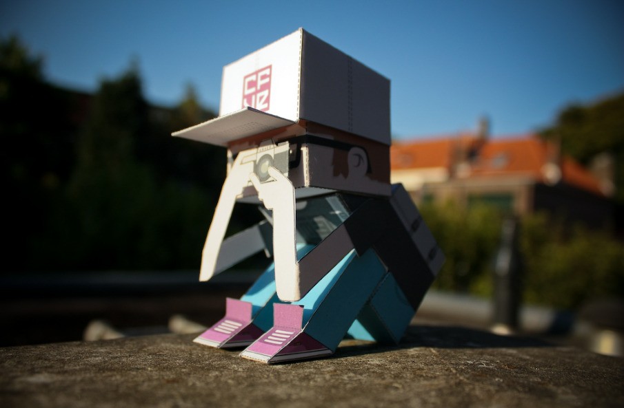 CFYE x Mr.Maze – Crackboy Papertoy